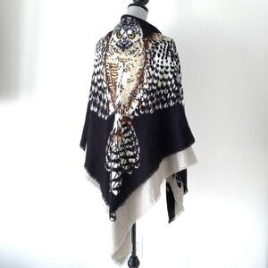 Pyramid Collection Black & Cream Bird Eagle Owl Print Large Scarf Shawl 55X55”